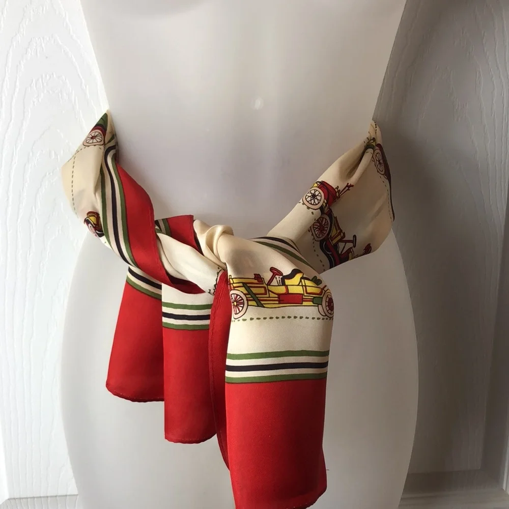 Chic Vintage Oblong Scarf Retro Cars Graphic, Red border